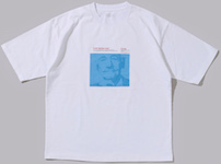 Tシャツ『Cafe Apres-midi Fume』デザイン：NANA（￥4,500＋税）【画像をクリックしてWeb Shopへ】